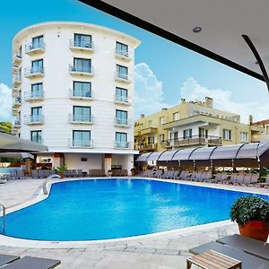 Ayvalik Cinar Hotel